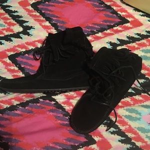 Minnetonka Moccasin Booties